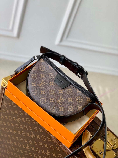 LV M23835 Louis Vuitton LV Moon Crossbody Monogram Brown