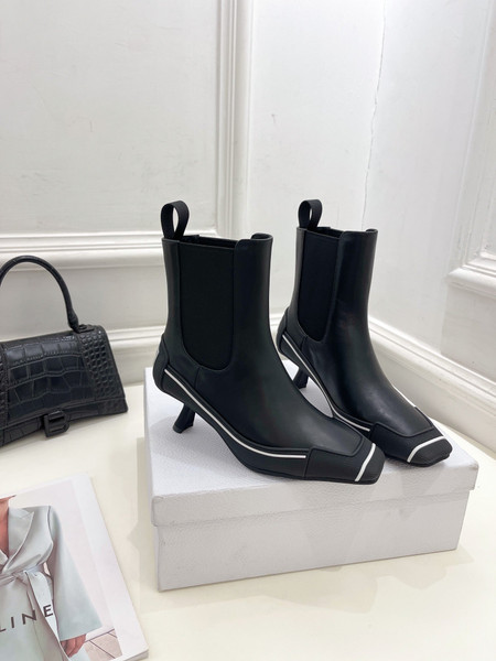 Dior Women's Shoes KCI796VSO_S20X D-Motion Heeled Ankle Boot