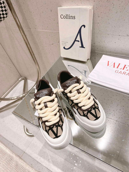Valentino Women's Men's one Stud XL Trainer in Nappa Leather V54898