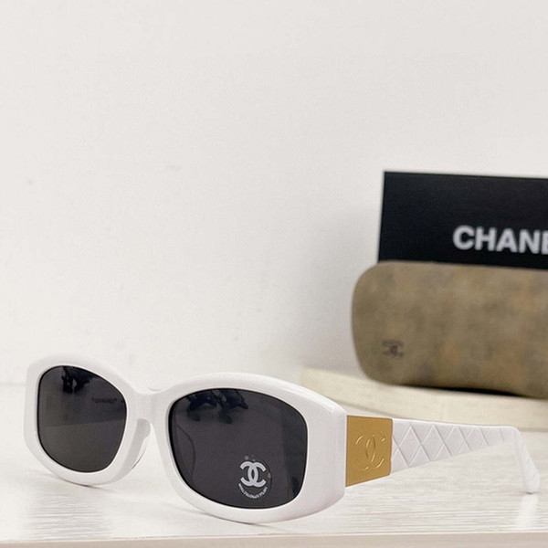 Chanel 5493 Rectangle Sunglasses C83118