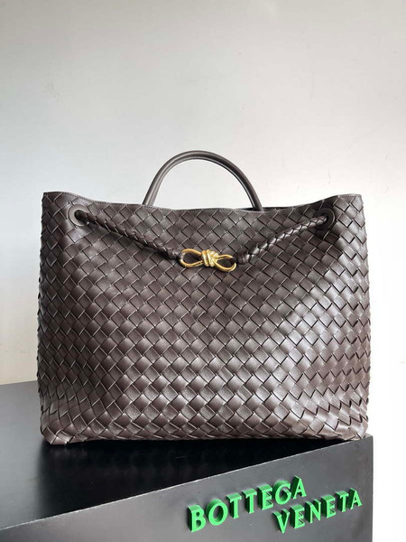 Bottega Veneta BV 743575 Large Andiamo Dark Brown