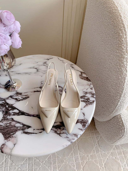 Prada 1I901M Women's Patent leather slingback pumps P10004