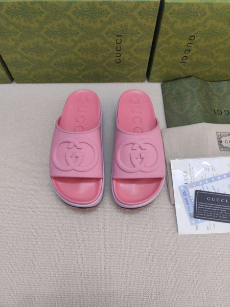 Gucci 692845 Women's Slide With Interlocking G G38265