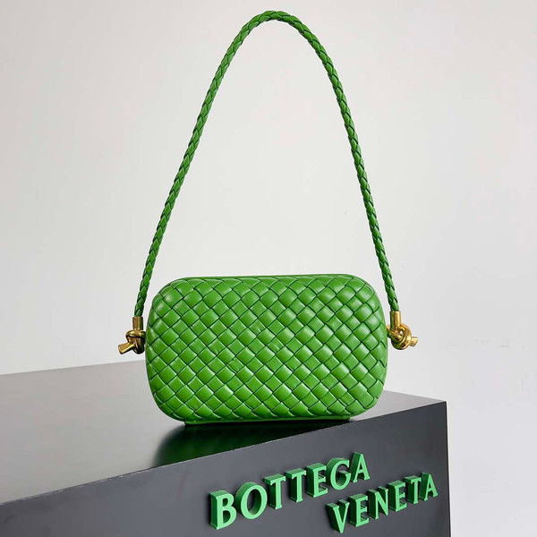 Bottega Veneta BV 717623 Knot Small Handbag With Strap BV10114