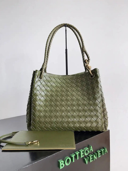 Bottega Veneta BV 796571 Large Andiamo Parachute Olive Green