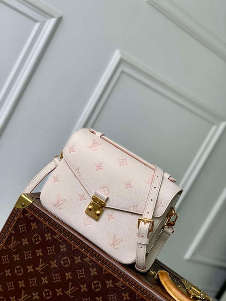 LV M14977 Louis Vuitton Pochette Métis Bag Eden
