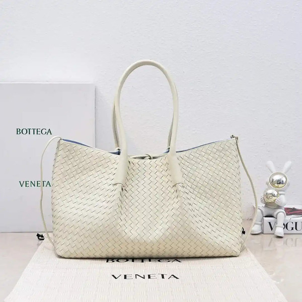 Bottega Veneta BV 817166 Medium Pinacoteca BV92108