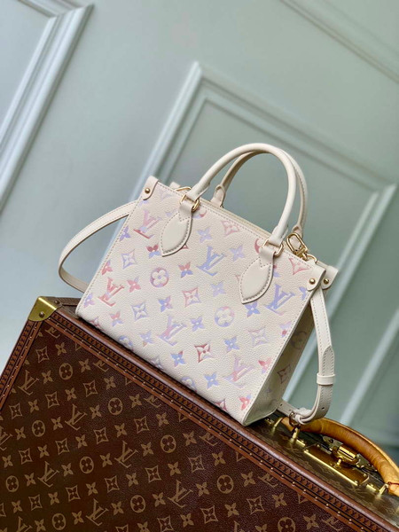 LV M25770 Louis Vuitton OnTheGo PM Bag Dream Cream