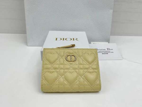 Dior S4208 Dior Caro Dahlia Wallet Macaron Yellow Cannage Lambskin with Heart Motif