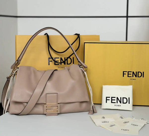Fendi 8BR834 Mamma Baguette Large pink nappa leather bag 8677L