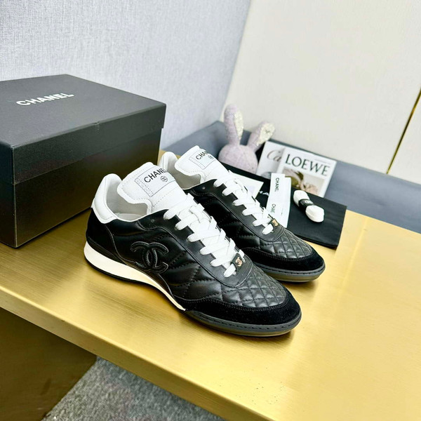 Chanel G39066 Women's 24B Trainer Lambskin Sneaker C912463