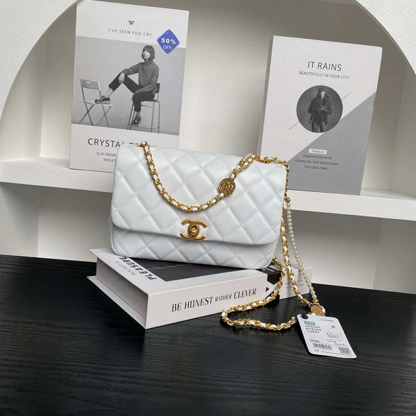 Chanel 25P AS5353 Flap Bag Shiny Lambskin  Imitation Pearls & Gold-Tone Metal White