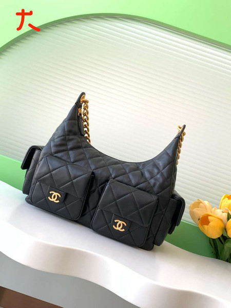 Chanel AS5302 Hobo Shiny Lambskin & Gold-Tone Metal Black