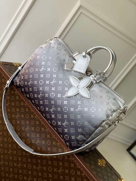 LV M12067 Louis Vuitton Keepall Bandoulière 45 Travel Bag Frost