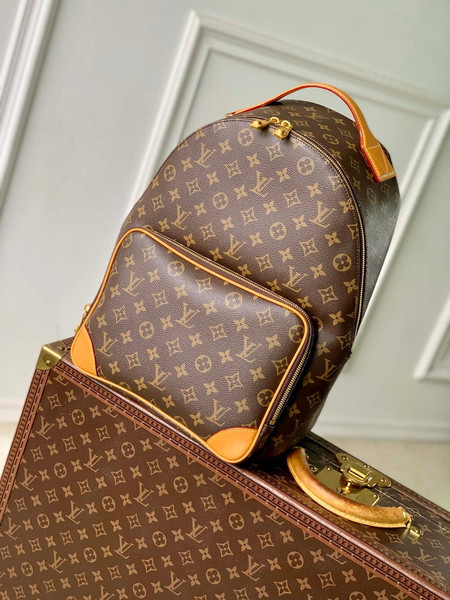 LV M25979 Louis Vuitton Discovery Cargo Backpack