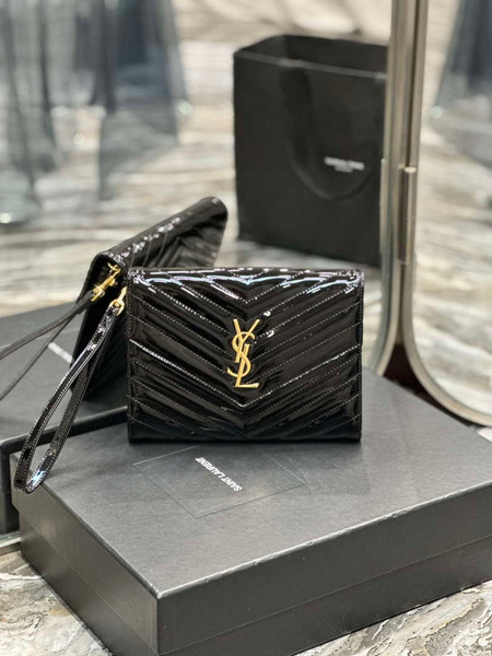 YSL Cassandre Matelassé Flap pouch in Patent leather 617662 V Black