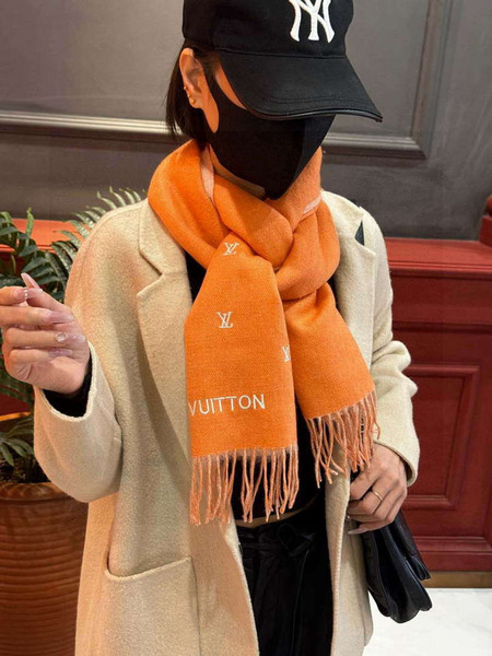 Louis Vuitton Double-sided Cashmere Scarf L60376