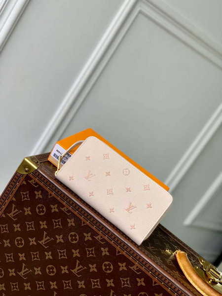 LV M61864 Louis Vuitton Zippy Wallet Eden