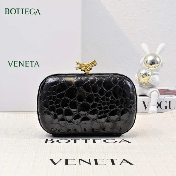 Bottega Veneta BV 717622V01D12929 Knot Pearlescent crocodile pattern BV10140