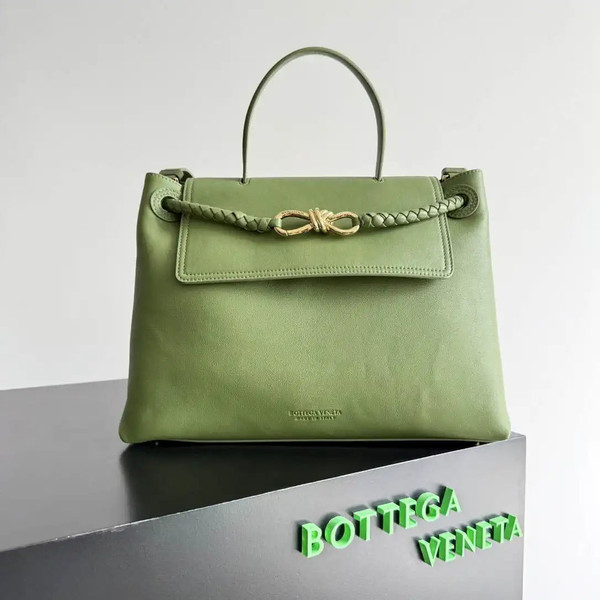 Bottega Veneta BV 817231  Medium Ciao Ciao Green