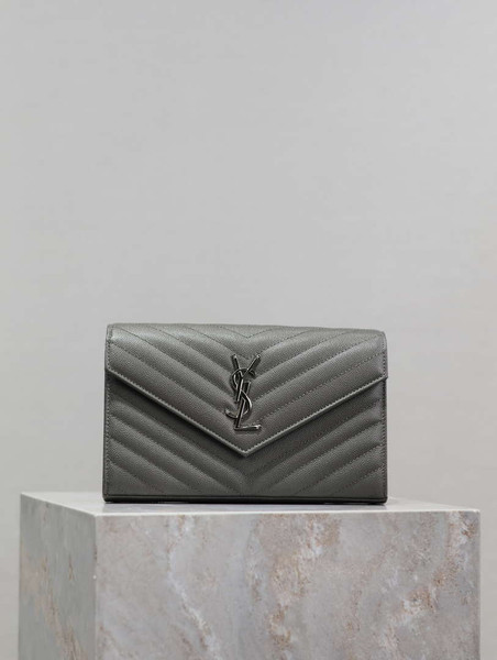 YSL 377828 Classic Cassandre chain wallet in grain de Poudre leather Gray Silver