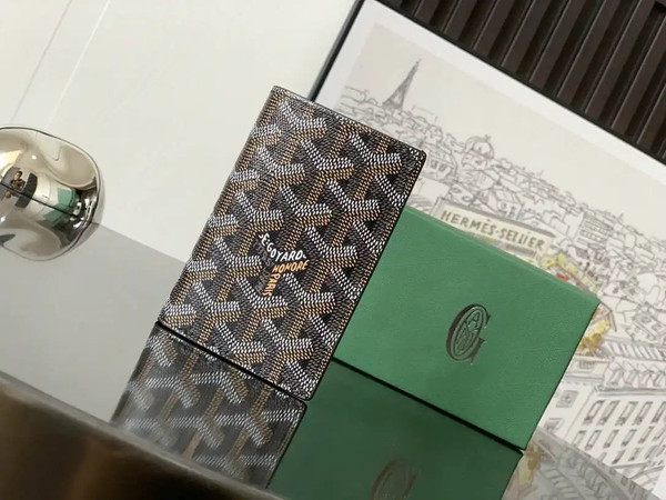 Goyard Saint-Pierre Card Wallet G25105