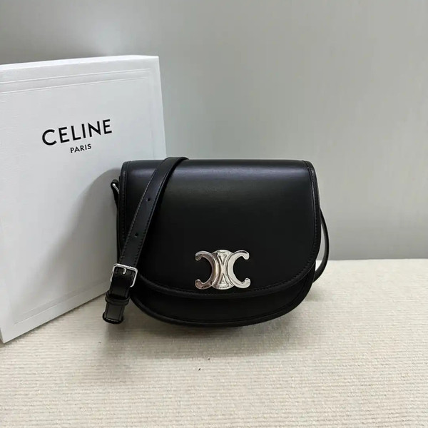 Celine 114453 Medium Besace Triomphe In Supple Natural Calfskin Black