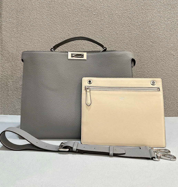 Fendi Peekaboo ISeeU Medium Gray leather bag 7VA529