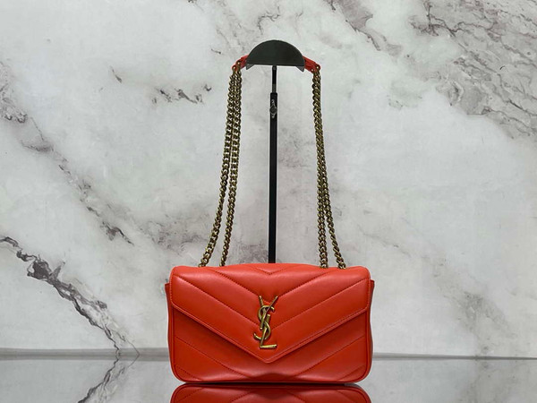 YSL 801437 Loulou small in matelassé lambskin Red