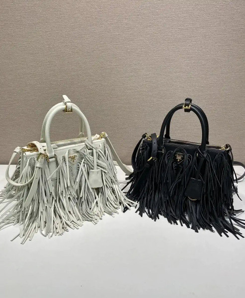 Prada Small Prada Galleria Saffiano leather bag 1BA896 White