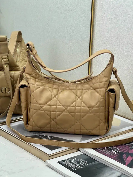 Dior Medium D-Dream Bag M6323 Caramel Macrocannage Lambskin