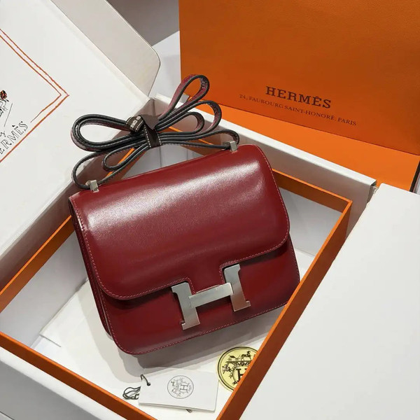 Hermes Constance Shoulder Bags Box Leather Silver H28500