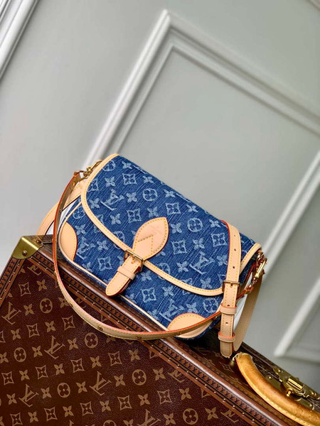 LV M13070 Louis Vuitton Diane Handbag Denim Blue