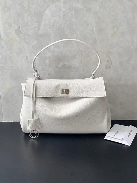 Balenciaga 7897722 Rodeo Handbag Medium in Lychee pattern calfskin