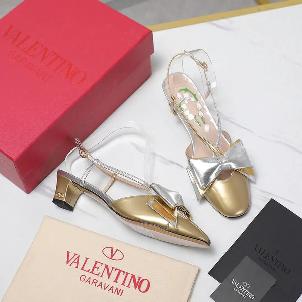Valentino 6W2S0LB6QLJ_R1U  Bowow Slingback Pumps In Lambskin 45MM V98926