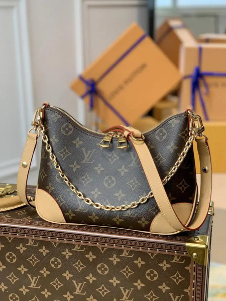 Louis Vuitton LV M45832 Boulogne PM Bag Monogram