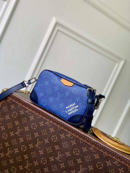LV M26826 Louis Vuitton Trocadéro Wearable Wallet Ocean