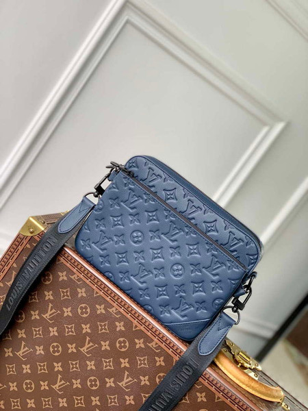 LV M14785 Louis Vuitton Trio Messenger Bag Navy Blue