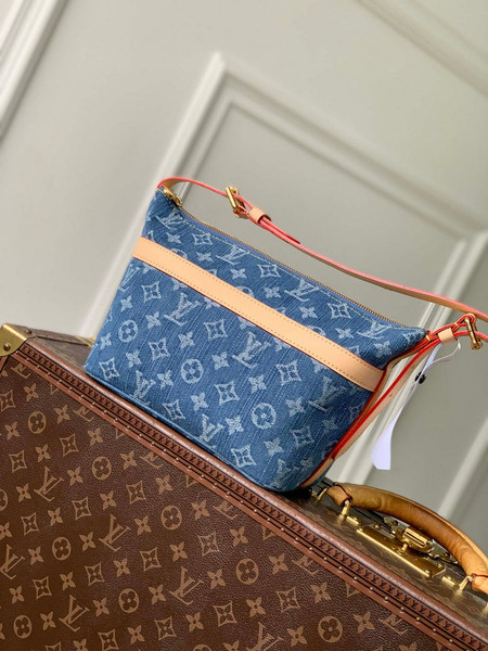 LV M27945 Louis Vuitton Cruiser Toiletry Bag Blue Denim