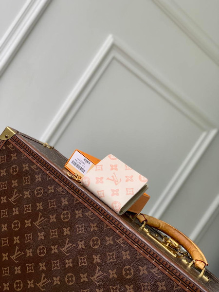 LV M27680 Louis Vuitton Zippy Coin Purse  Other Monogram Canvas Apricot Biege