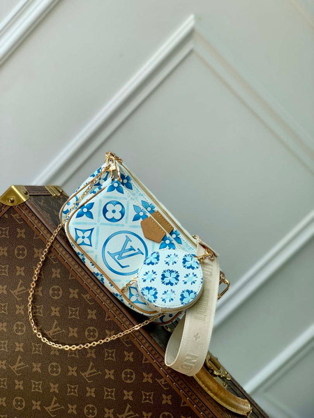 LV M25374 Louis Vuitton LV By The Pool  Multi Pochette Accessoires Other Monogram Canvas