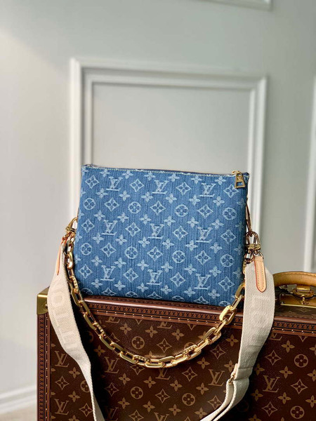 LV M24564 Louis Vuitton Coussin PM Handbag lambskin Navy Blue