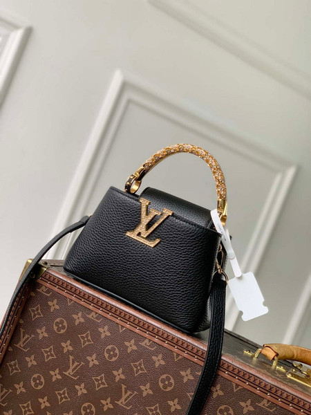 LV M14177 Louis Vuitton Capucines Mini Bag Black