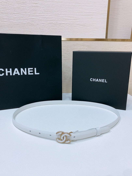 Chanel CC resin white with chain teeth gold and silver logo buckle 1.5cm AA0924