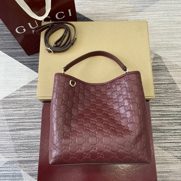 Gucci 815103 GG Emblem bucket bag Red Leather