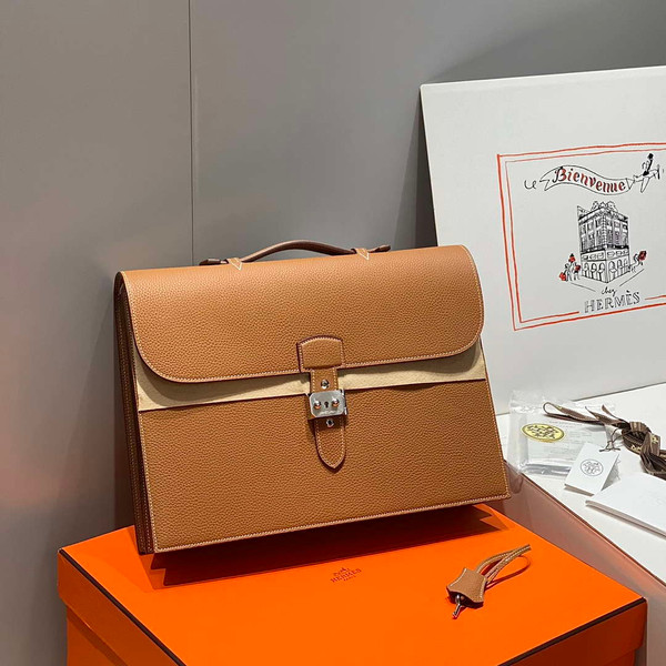 Hermes H074409CBH0 Men Sac a depeches light 1-37 briefcase Golden Brown