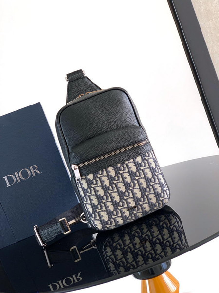 Dior 1ESBO065 Rider 2.0 Sling Bag Beige and Black Dior Oblique Jacquard with Black Grained Calfskin