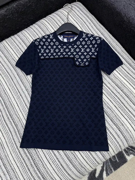 Louis Vuitton 1AIG26 Women Short-sleeved patchwork sweater L66493