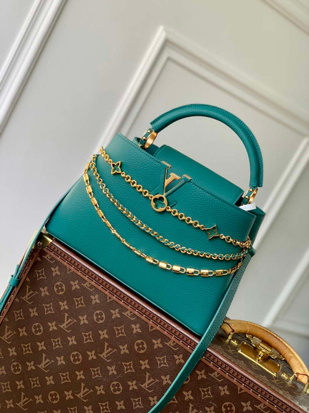 LV M12345 Louis Vuitton Capucines MM Handbag Green