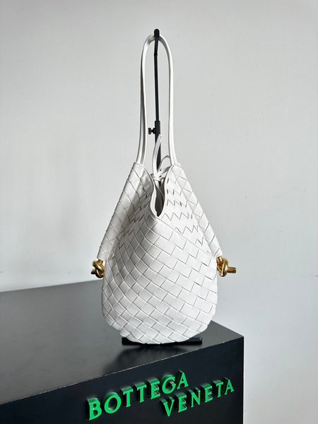Bottega Veneta BV 740898VCPP19092 Small Solstice White